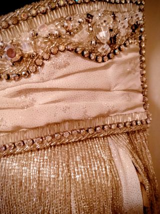 Traje Danza Oriental Blanco y Dorado