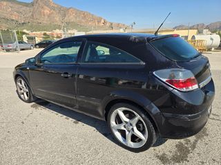 Opel Astra 2007