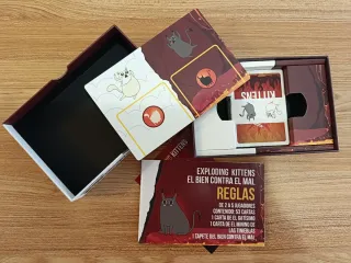 Exploding Kittens El Bien Contra El Mal