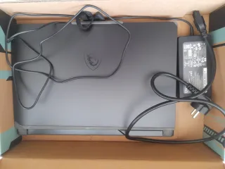 MSI Cyborg 15 A13VE Portátil Gaming