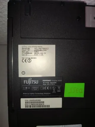 Portátil Fujitsu Esprimo Mobile V6555 Plata