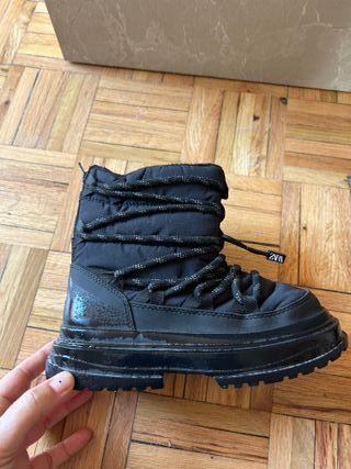 Botas de montaña para niño, cómodas y abrigadas .