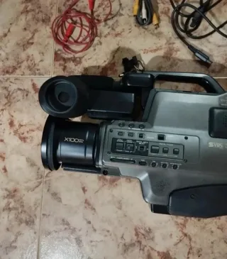 Videocámara Panasonic M9000 s-vhs y vhs accesorios