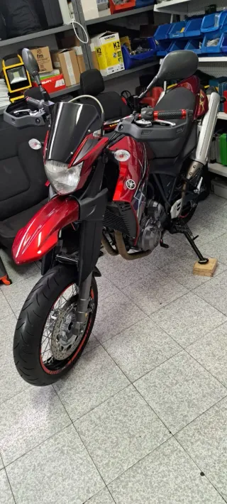 Yamaha XT 660X 2005 Supermotard Roja