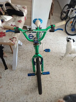 Bicicleta BMX Verde URBANstreet Gorilla