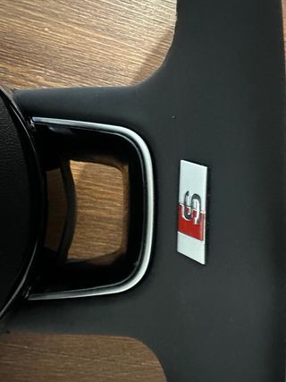 Volante Audi S Line achatado