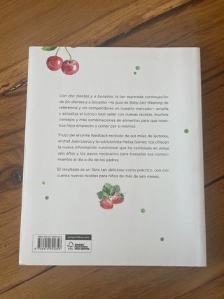 Con 2 dientes y a bocados / With 2 Teeth and By...