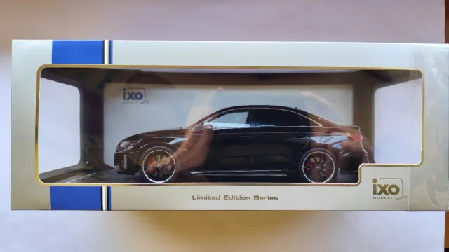 Reserva Félix. x6 maquetas coches 1:18