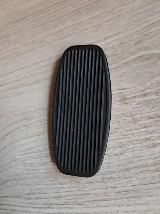 SEAT 127. GOMA PEDAL ACELERADOR.