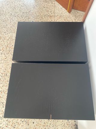 2 Mesitas de Noche Negras con Ruedas.