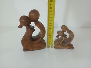 Coppia Statue Innamorati Legno Intagliato