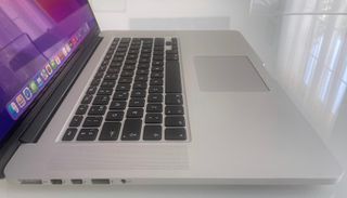 MacBook Pro 15 2015 16GB RAM 512GB SSD