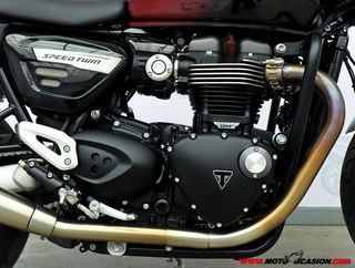 TRIUMPH SPEED TWIN 1200 -GARANTÍA OFICIAL-