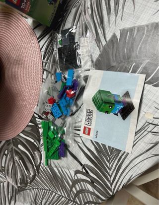 LEGO BrickHeadz Minecraft Zombie 40626