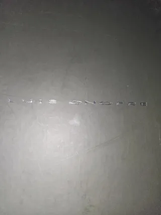 Zapatos de tacón serpiente beige y dorado