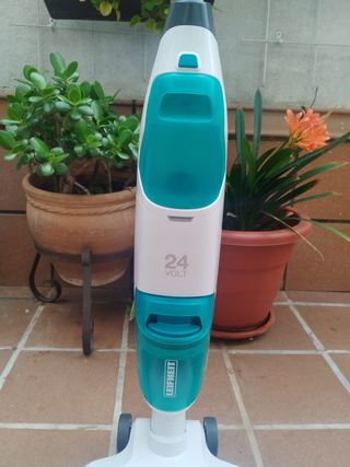 Aspiradora sin cable Leifheit 24V