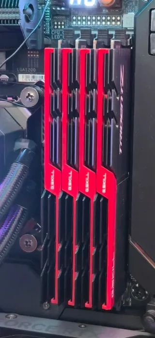 G.Skill Trident Z DDR4 3200 32GB (2x16GB)