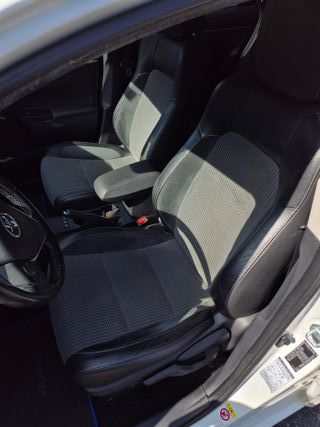 Toyota Auris 140H ADVANCE HIBRIDO