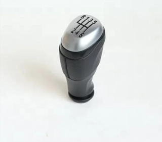 Pomo Renault Clio 6 velocidades