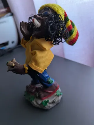 Estatuilla Bob Marley con Saxofón
