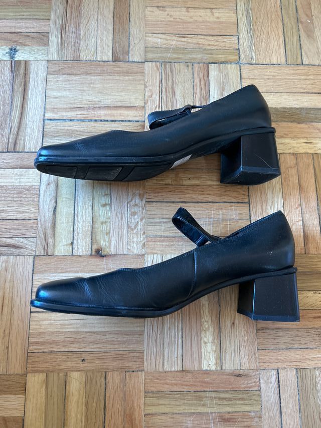 Zapatos de piel negros para mujer
