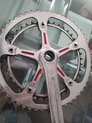 Platos y Bielas Campagnolo Record