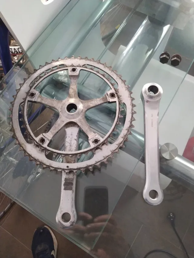 Platos y Bielas Campagnolo Record