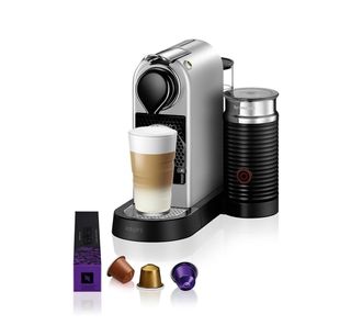 Cafetera Nespresso Krups con espumador