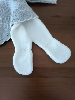 Conjunto bebé punto blanco y gris 1-3 meses