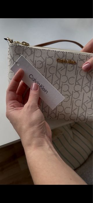 Bolso bandolera Calvin Klein blanco original