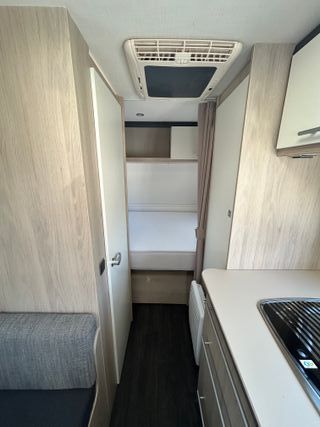 CARAVANA CARAVELAIR 426-AIRE-FRIGORIFICO COMPRESOR