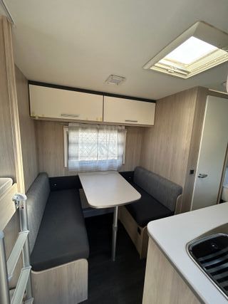 CARAVANA CARAVELAIR 426-AIRE-FRIGORIFICO COMPRESOR