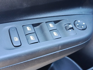 Corsa - DESDE 230€/MES ¡SIN PAGAR ENTRADA!