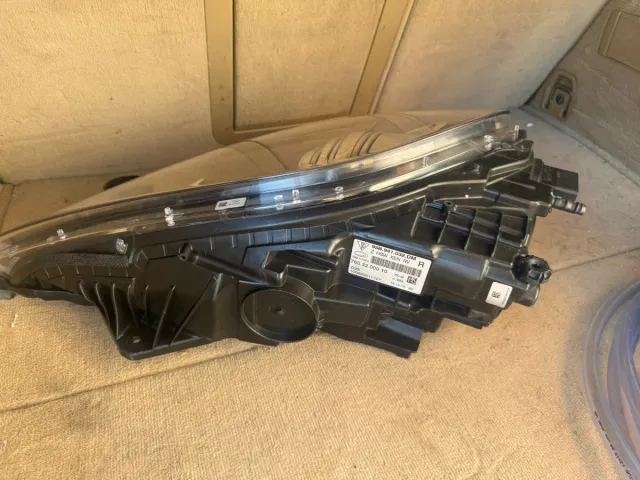 Faro Delantero Porsche Macan ZKW 95B.941.032.DM