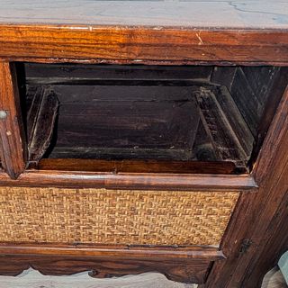 Mueble Antiguo con Cajones Ocultos Restaurar