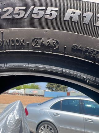 Neumático usado 225/55 R17C 109/107H