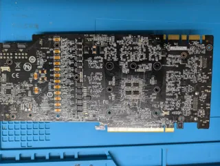 Gtx 1080 Ti Aorus (No da señal)