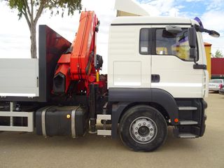 MAN TGA 26 320-CAMIONES GRUAS