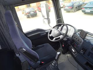 MAN TGA 26 320-CAMIONES GRUAS