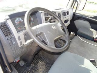 Volvo FL 240.18-CAMIONES GRUAS