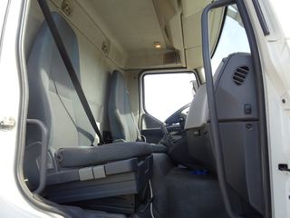 Volvo FL 240.18-CAMIONES GRUAS