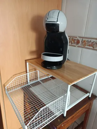 Cafetera Krups Dolce Gusto Mini Me + Mueble Dic 25