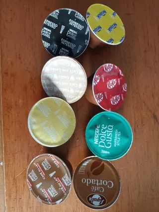 Cafetera Krups Dolce Gusto Mini Me + Mueble Dic 25