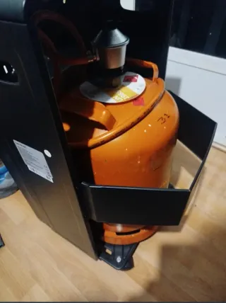 Estufa de gas Cecotec Negra