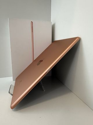 iPad A2270 32GB Dorado Caja y Cargador