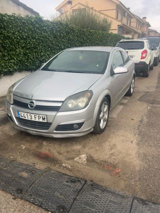 Opel Astra GTC
