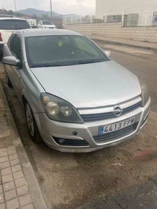 Opel Astra GTC