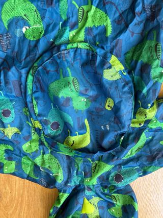 Mono de lluvia dinosaurio para bebé