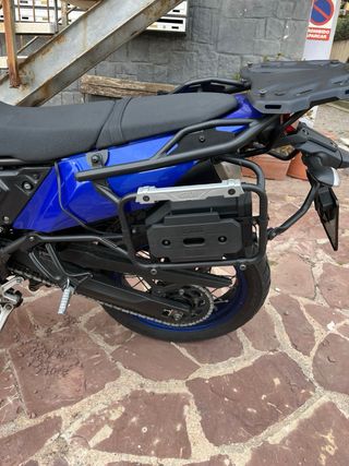 Base maletas GIVI Tenere 700