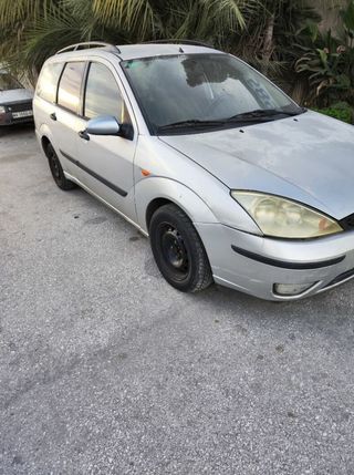 Despiece FORD FOCUS Color PLATA PERLA FAMILIAR CAK